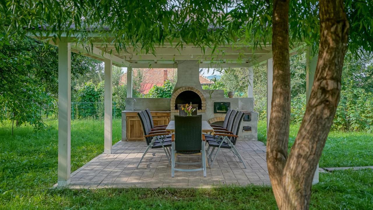 Vila Luna Comarnic Extérieur photo